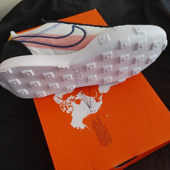 Shoes - Picture 3 of 3